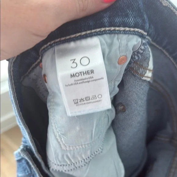 NWOT MOTHER The Scrapper Cuff Ankle Fray Straight Jeans with Vintage Wash - Picture 10 of 11